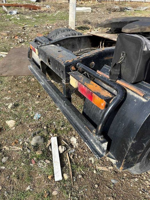 Седло (пятак) + задняя часть рамы тягача KAMAZ-MAZ