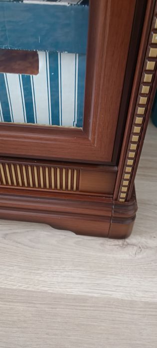 Камод под телевизор