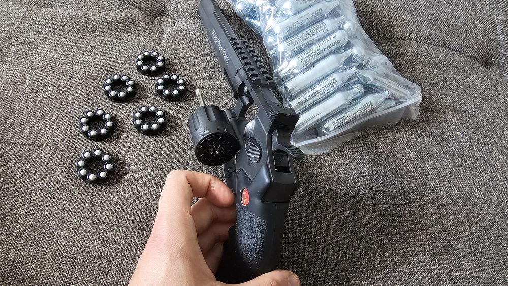 Revolver Ruger SuperHawk 8i CO2