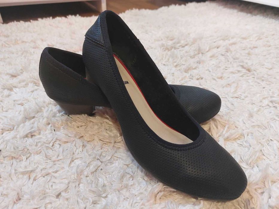 Pantofi damă S. Oliver, negru, cu toc, velur