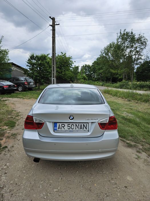 Vand E90 stare impecabila