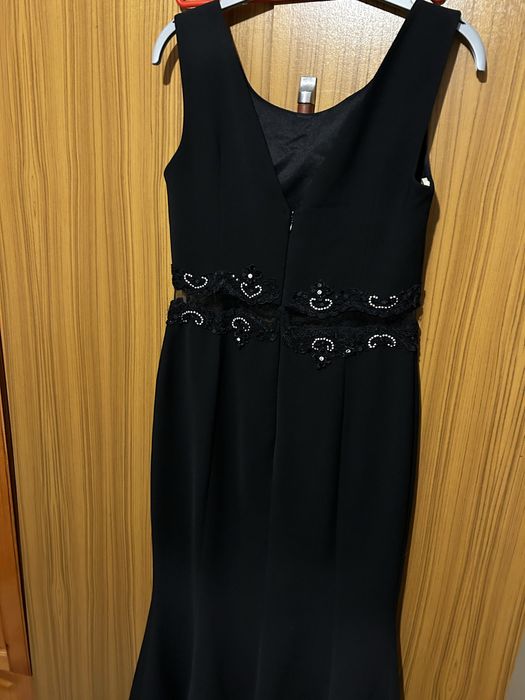 Черна официална рокля