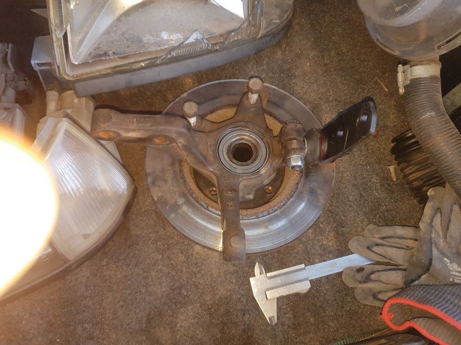 Амортисьор с прожина за Рено клио 1.2 бензин, 1993г.