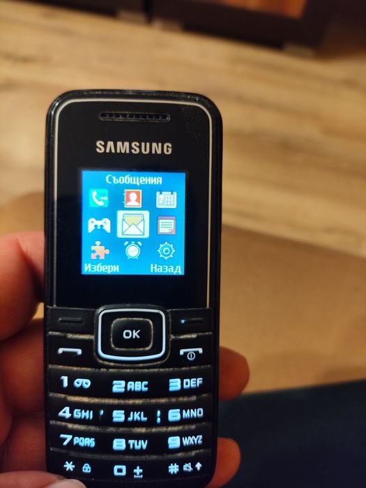 Самсунг GT-E1050 Dual band