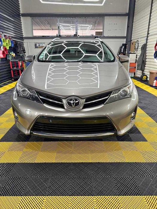 Toyota Auris 2015г 2.0 D-4D без забележки