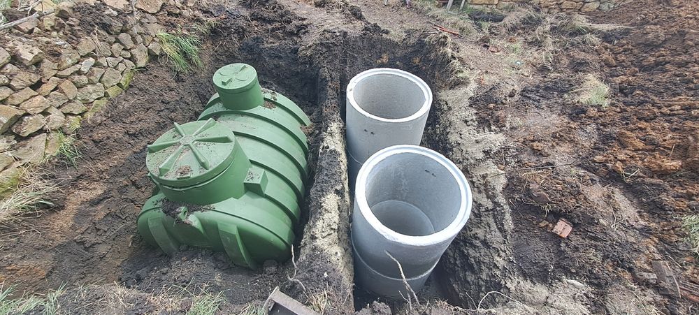 Услуги с мини багер и бобкат(самосвал)