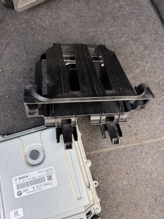 Оригинален компютър (ECU/DDE) за BMW F10 520d N47 (184 к.с.) – Bosch