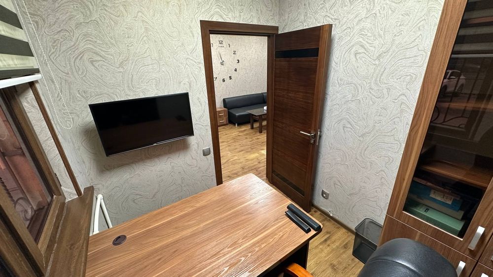 Продается офис(коммерция) в Яшнабадском районе. Лисунова