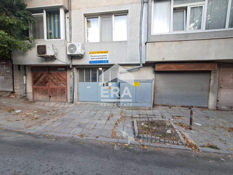 Продава се Гараж / Паркомясто в Варна, Колхозен пазар - 11 кв.м за 3090 €/кв.м - Снимка #5