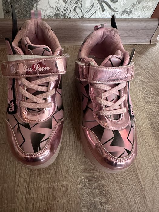 Кроссовки  ролики