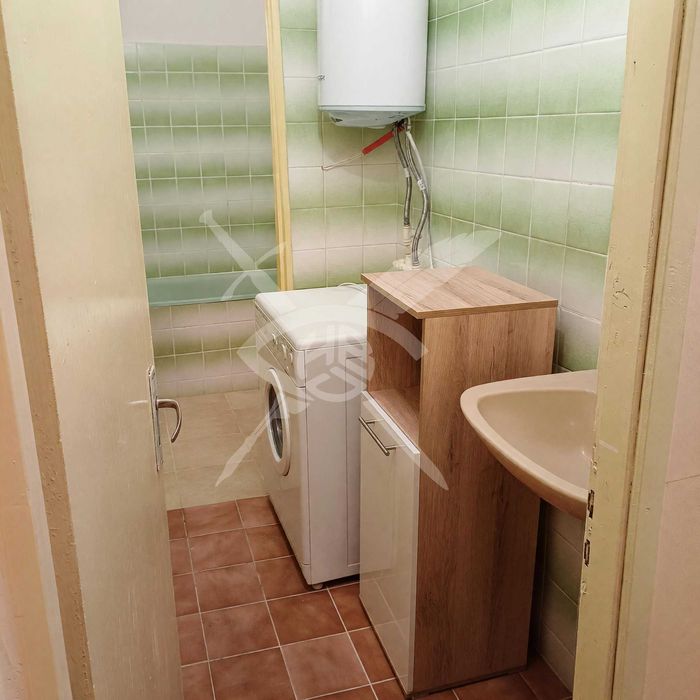 Четиристаен апартамент - кв. Тракия - 11754761