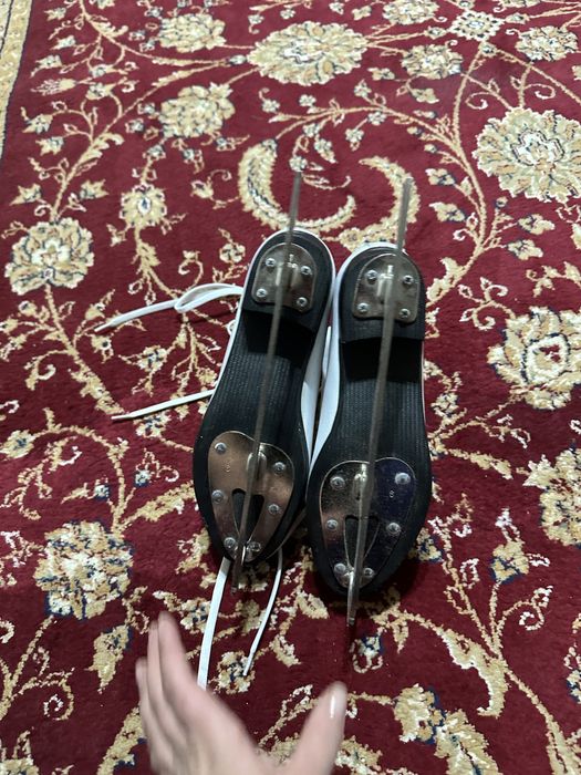 Коньки  продам женские