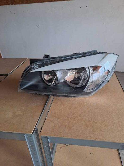 Far stanga Bmw X1 E84 Facelift an 2012-2015 original Europa cod valeo 90004365