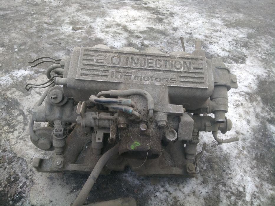 Продам на Мазду инжектор