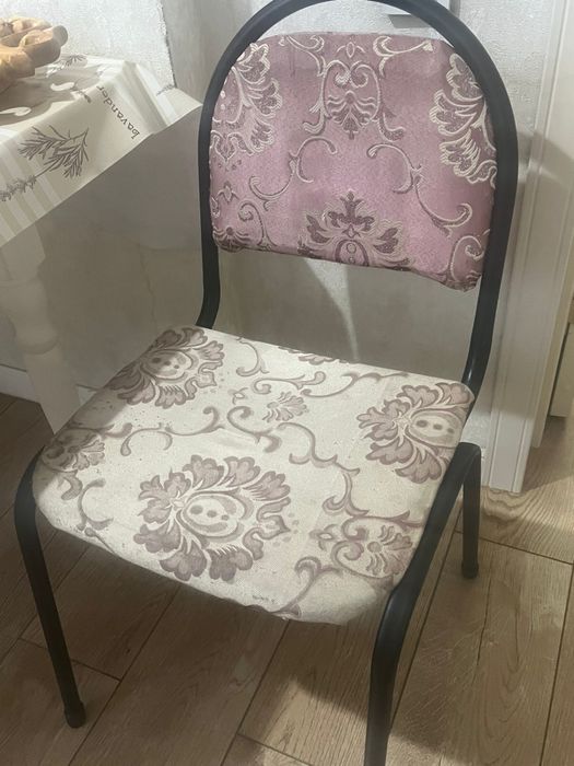 Кухонные стулья 5 штук