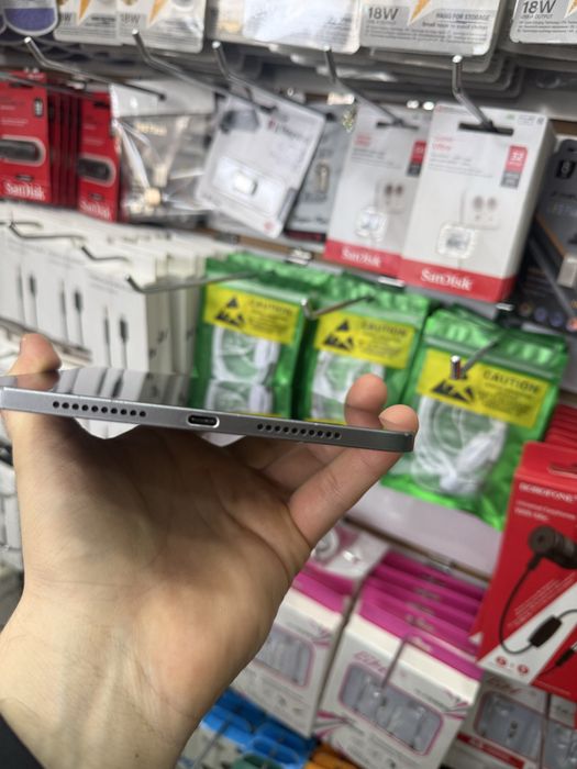 iPad 6Mini 64GB Wifi. Korpka dokument.