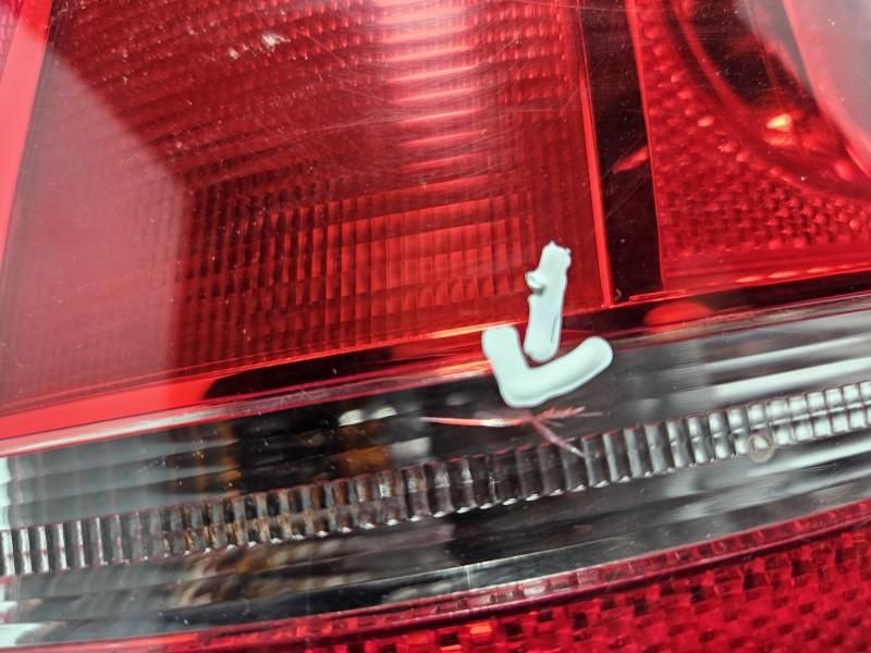 Stop aripa stanga mic defect Volkswagen Passat B7