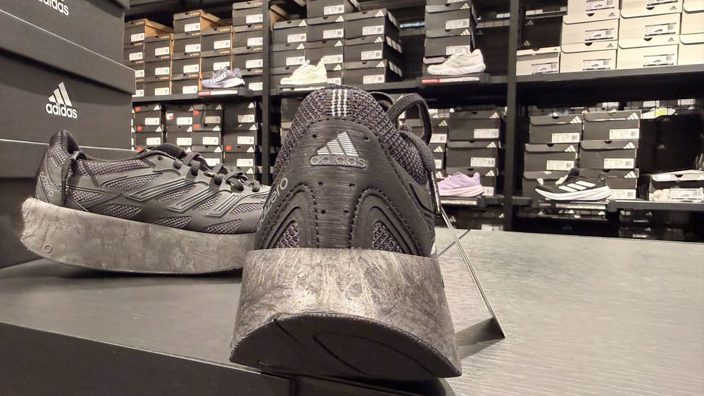 Adidas Adizero Aruku Black originali , cutie ( nr 42 )