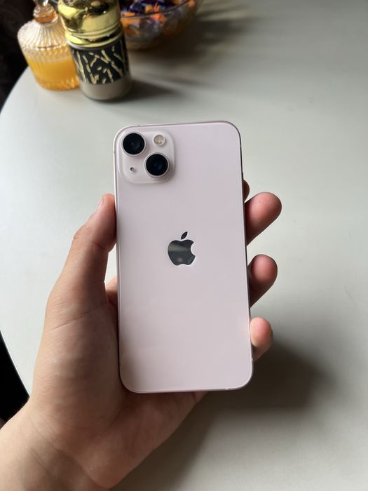 IPHONE 13 в идеальном состоянии