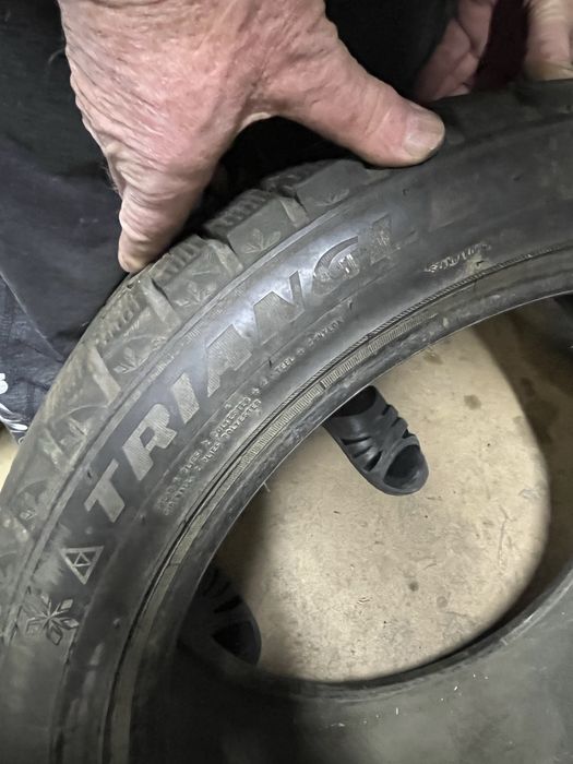 Шина Triangle 275/40/20