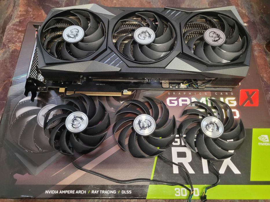Placă video RTX 3070 MSI Gaming X Trio cu ventilatoare noi