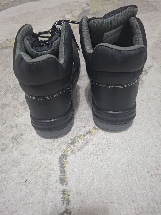 Спецобувь для праизводцтва