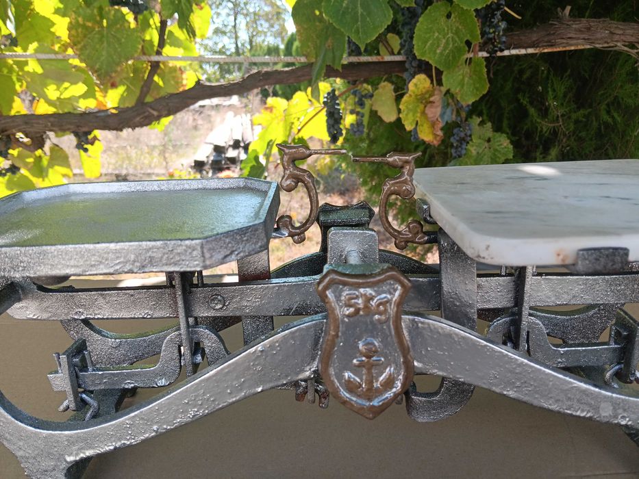 Везни  и кантари - 2 броя