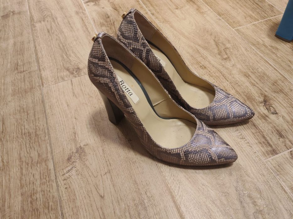 Pantofi cu toc Botta