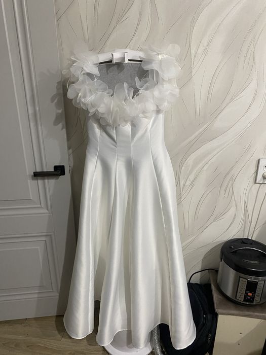 Шикарное платье от Omir collection