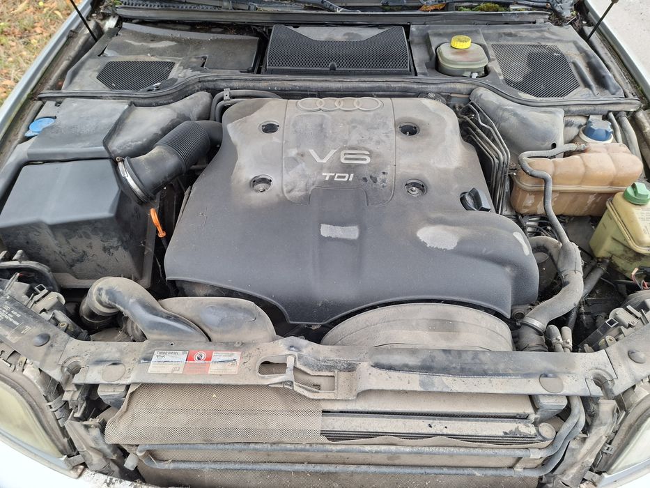 Audi A8 2.5TDI ръчка