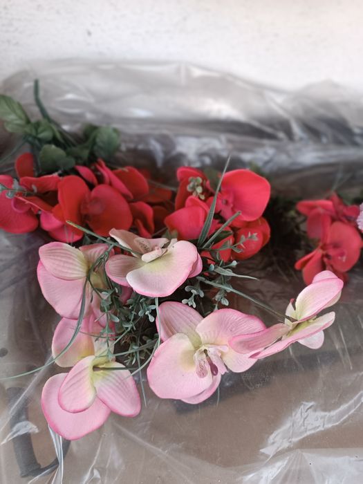 Декоративные фрукты  и цветы.