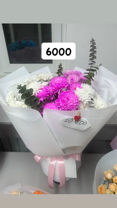 Букеты из роз, хризантемы