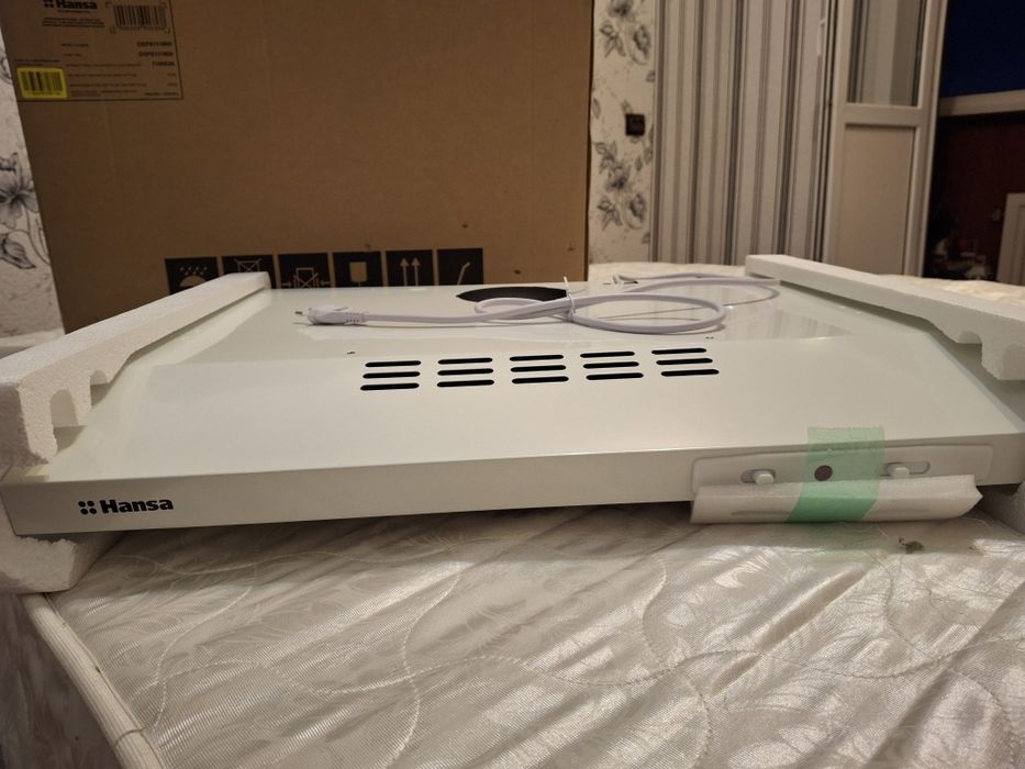 Вытяжка для кухни Hansa