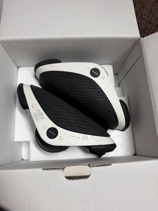 Продам электро ролики Segway drift w1