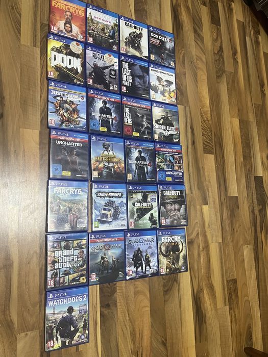 Vand Ps4 pro  +25 jocuri