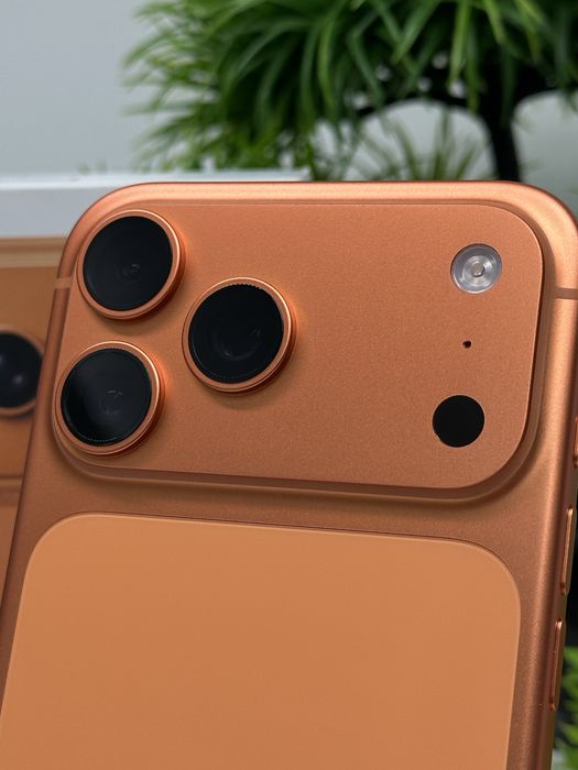 Iphone 17 Pro Max 256 gb  Akb 100% ЦП 112 (EAC)