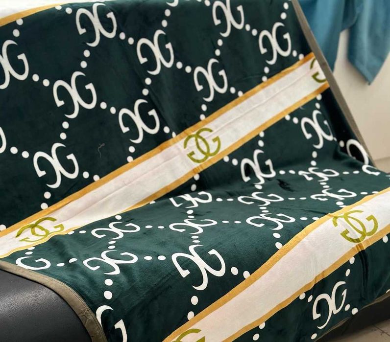 Adyol  /  одеяло