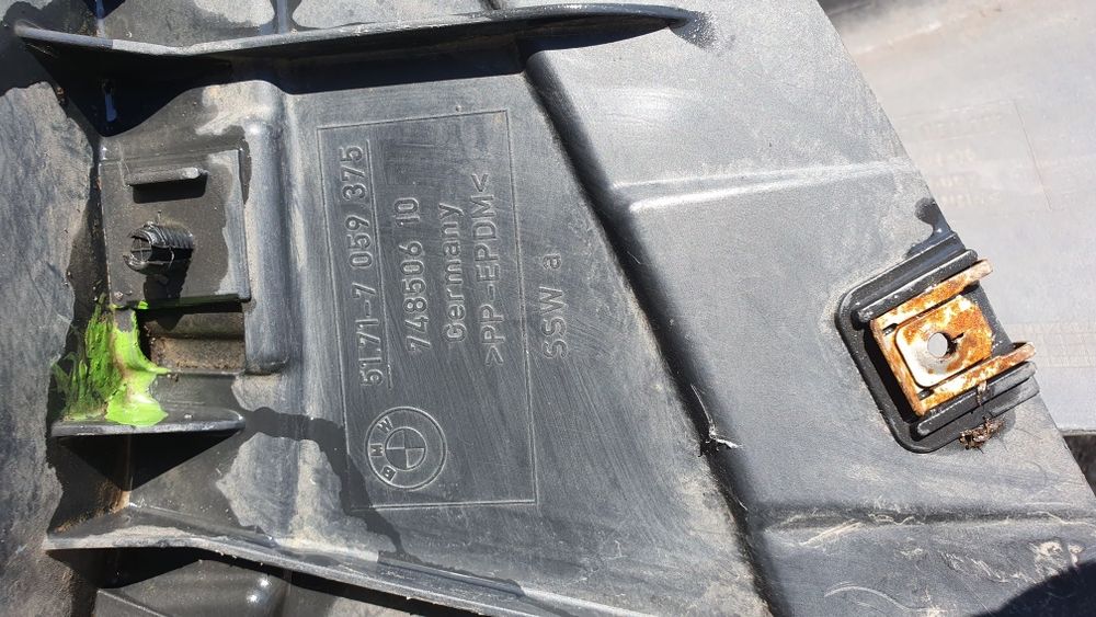Apărătoare noroi Carenaj stanga fata, 7059375 Bmw 1 E81, E87