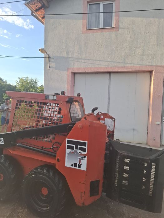 Miniincarcator Thomas, bobcat