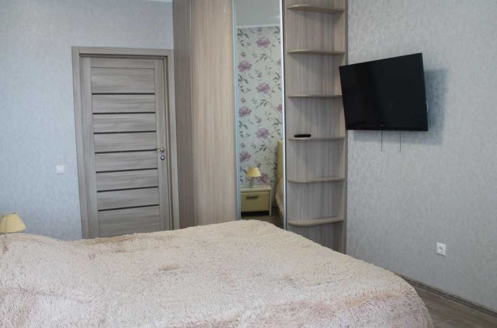 Дава се под наем Двустаен апартамент в Пловдив, Младежки Хълм - 64 кв.м за 331.5 € - Снимка #3