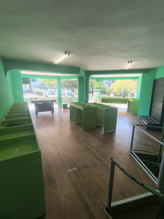 6 бр. стелажи за плодове и зеленчуци – 2 м – 1700 евро