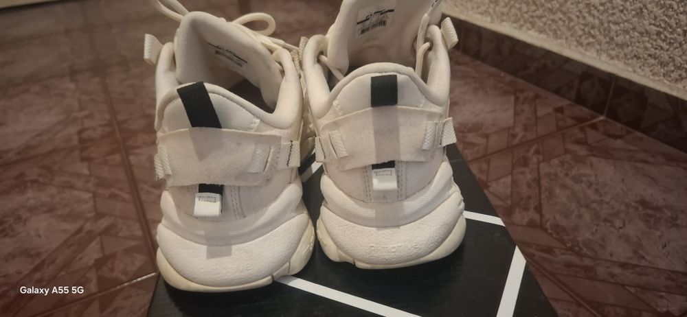 Дамски маратонки Flair