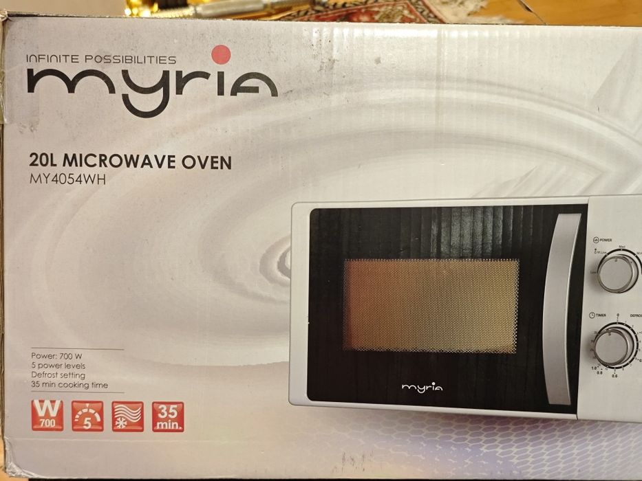 Cuptor cu Microunde (Microwave) 700W, 20L