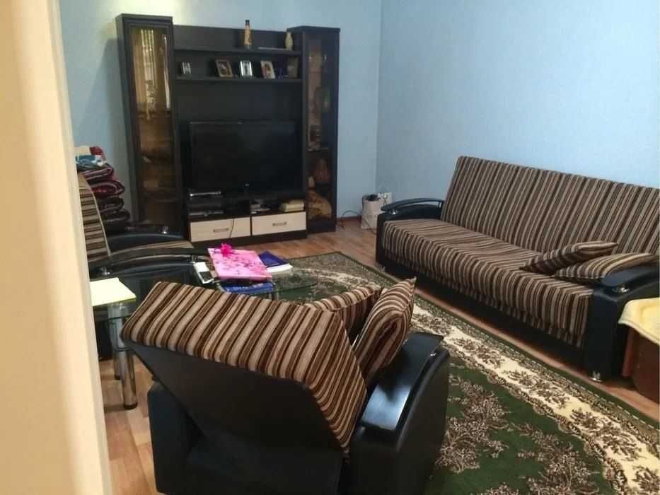 Сдаётся дом мирободские 8 Радом