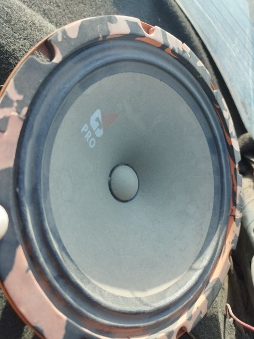 Продам динамики Dl Audio 2 штуки 20см