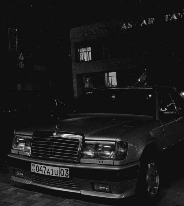 Продам W124 E200 2.2 механика
