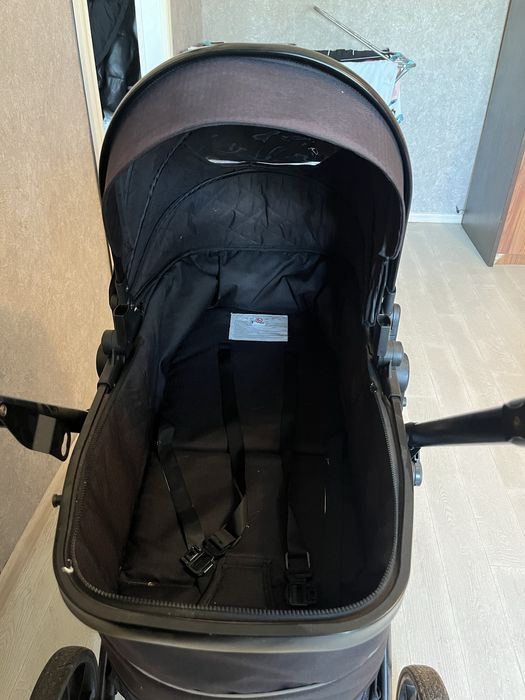 Детская коляска в отличном состоянии