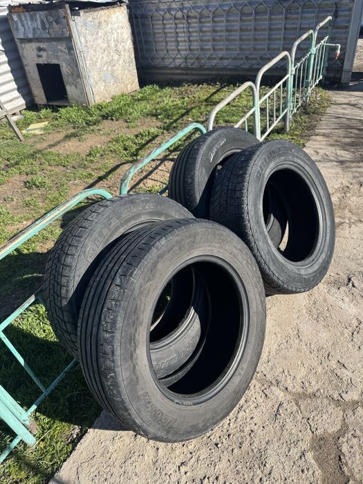 Шины летние и зимние 215/ 65/16