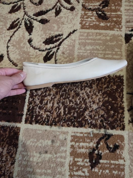 Женская кожаная обувь