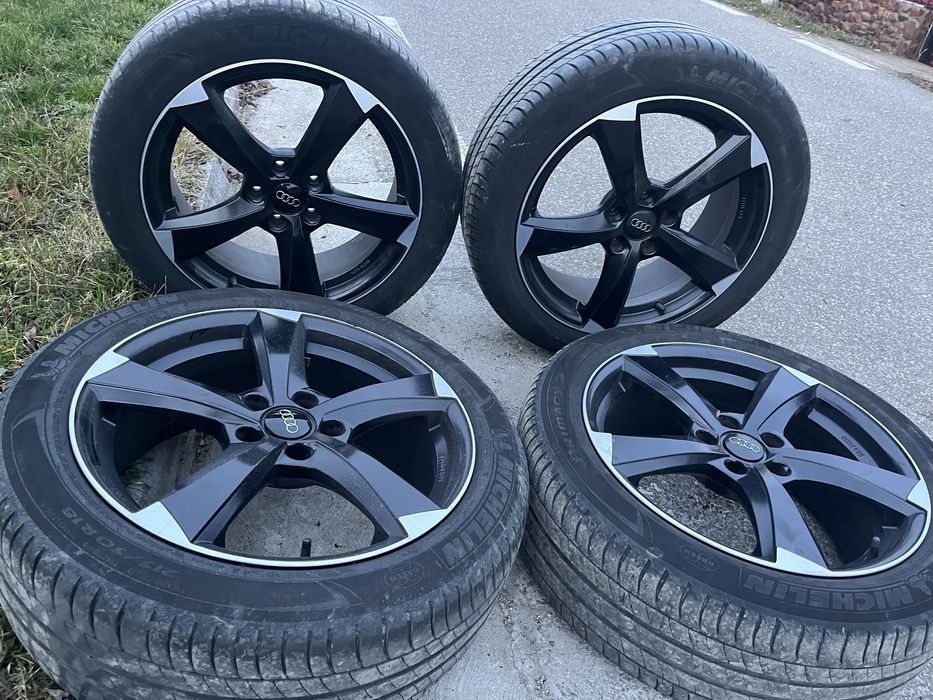 Set roți cu jante de aliaj si anvelope de vară